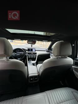 جێنسس G70
